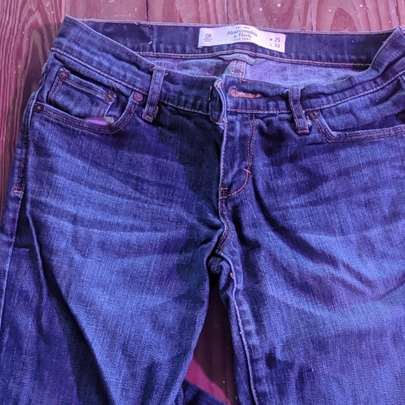 Abercrombie jeans - Picture 2 of 2